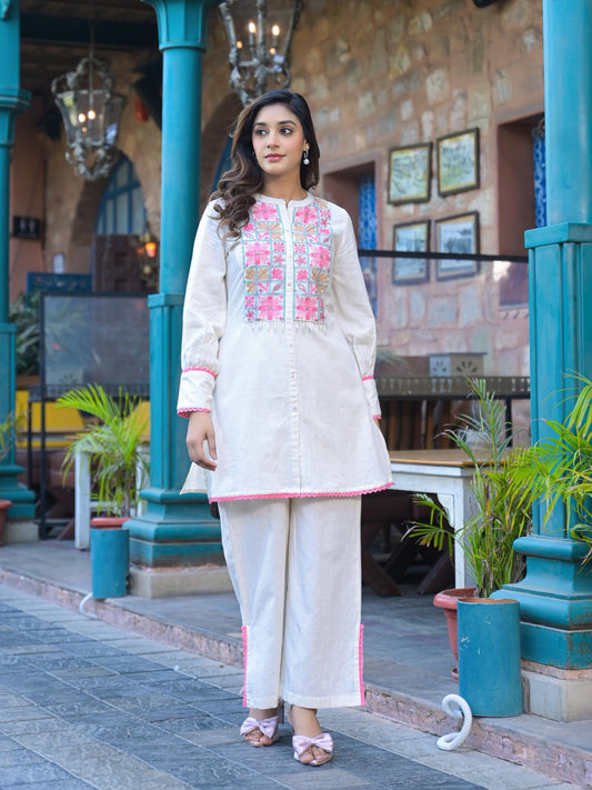 Elegant Threadwork Cord Set