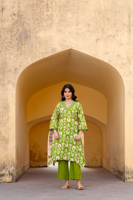 Elegant Green Cotton Three-Piece Suit